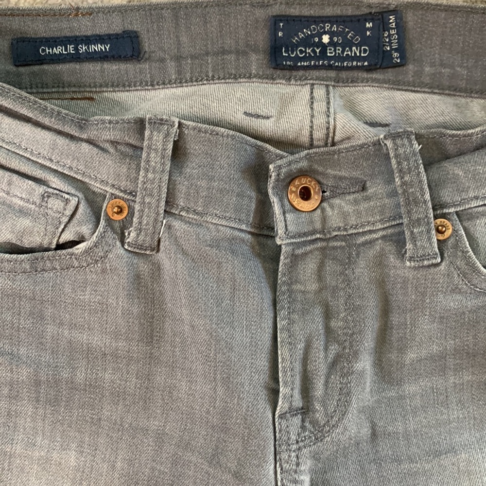 Lucky Brand Women’s Gray Charlie Skinny Jeans (Size 26) - Picture 3 of 7